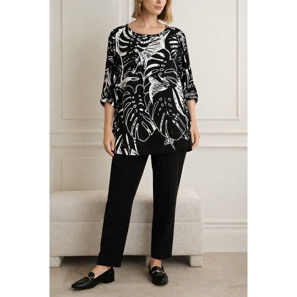Clara Sunwoo Size Large Black White Tunic Top Roll Tab Sleeves Stretch Floral